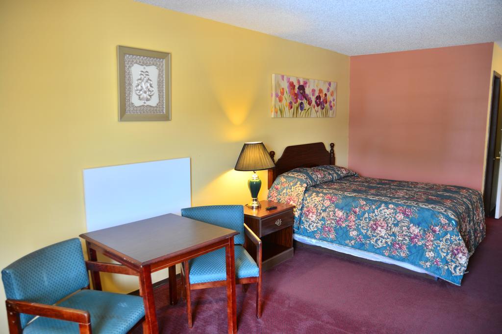 Scottish Inn And Suites Tomball Værelse billede