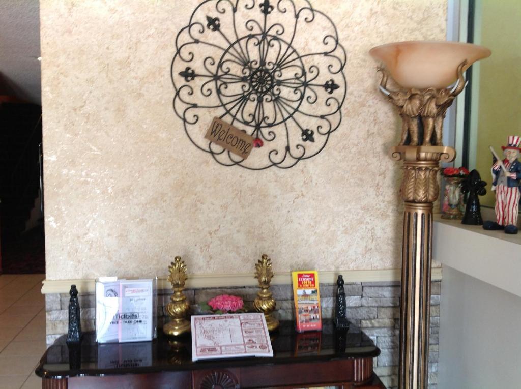 Scottish Inn And Suites Tomball Eksteriør billede